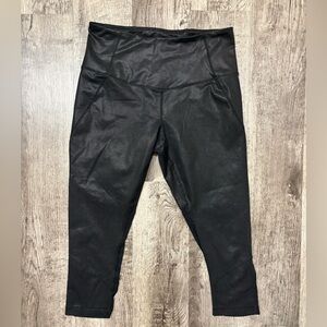 Z by Zella capri length leggings with mesh